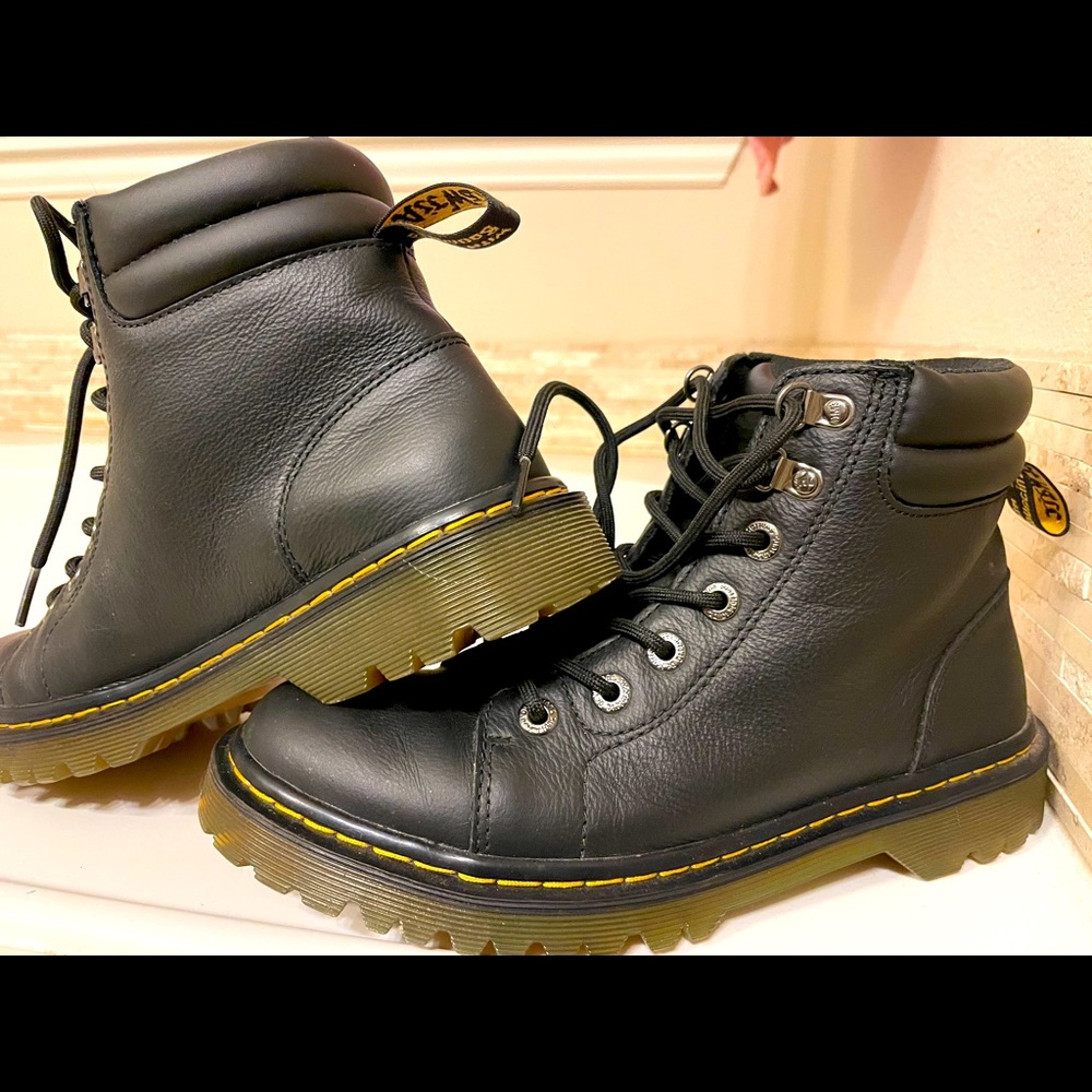 Dr Martens Faora Boots 🥾